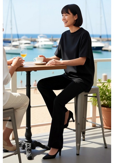 Benerly Kadın Büyük Beden Oversize Bisiklet Yaka İspanyol Paça Flare %100 Siyah Benerly Kadın Büyük Beden Oversize Bisiklet Yaka İspanyol Paça Flare %100 Siyah