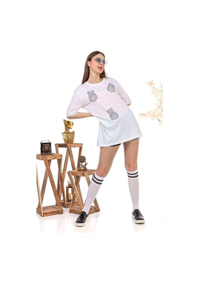 Kadın Oversize Taş Işlemeli Minik Ayıcık Baskılı Tshirt (534304862)