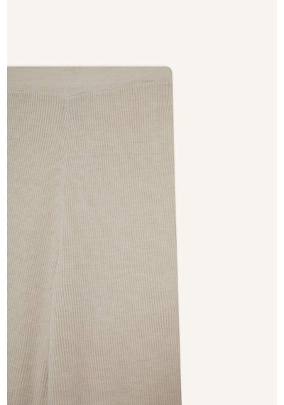 Defacto Regular Fit Basic Düz Beli Lastikli Düz Paça Triko Pantolon D6912ax25wnbg300 Bej-bg300
