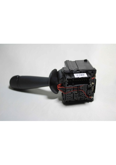 Duster / Sandero /logan Far Kumanda Sinyal Kolu 2015-2018 Mais