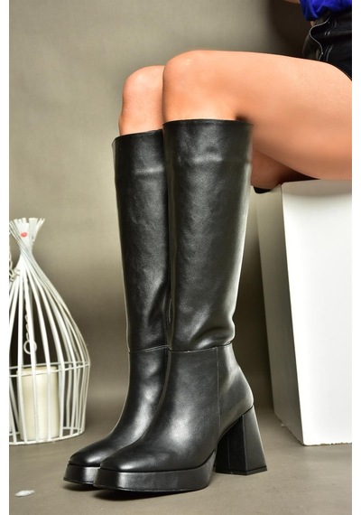 Fox Shoes R282230109 Siyah Platform Kalın Topuklu Kadın Çizme Siyah