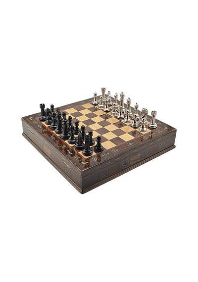 Gifthome Premium Black Metal Klasik Satranç Takımı Ve El İmali Masif Ahşap Sandıklı Ceviz Tahtası 38x38x6 Cm.