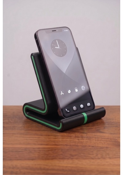 Vero Siyah Üzeri Yeşil Şeritli Masaüstü Telefon Tutucu Ve Tablet Standı - Modern Oyuncu Aksesuarı