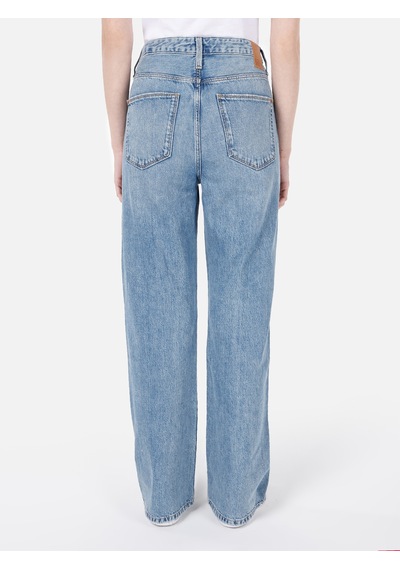 Colins 900 Laris Normal Kesim Yüksek Bel Geniş Paça Mavi Kadın Pantolon Denim Colins 900 Laris Normal Kesim Yüksek Bel Geniş Paça Mavi Kadın Pantolon Denim