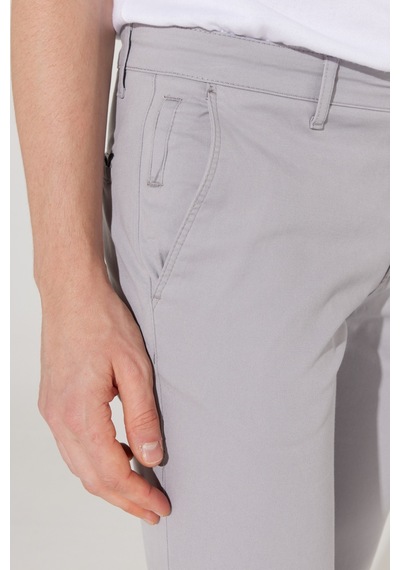 AC&Co / Altınyıldız Classics Erkek Grı Slim Fit Dar Kesim Pamuklu Esnek Yan Cep Rahat Chino Pantolon Gri AC&Co / Altınyıldız Classics Erkek Grı Slim Fit Dar Kesim Pamuklu Esnek Yan Cep Rahat Chino Pantolon Gri