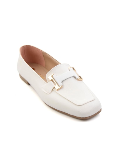 Beyaz Kadın Loafer Ayakkabı K01641022709