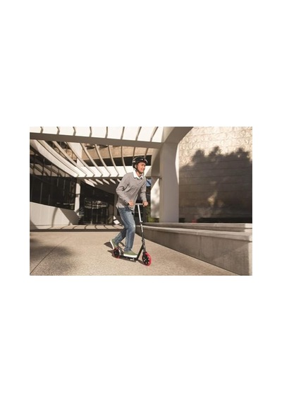 Siyah Renkli Carbon Lux Scooter, Şık Tasarım Açık Gri