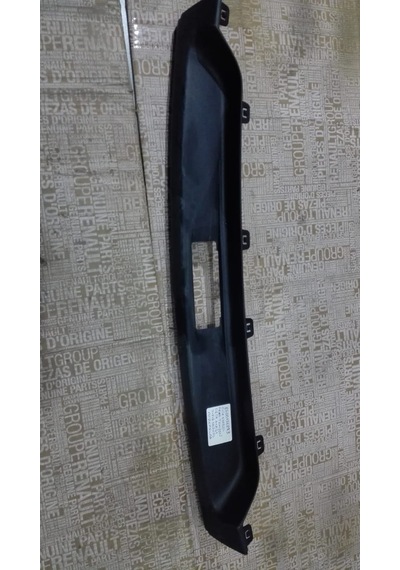 Renault Clio Symbol Arka Tampon Kapağı 8200136893