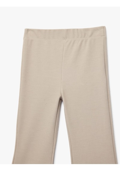 Koton İnterlok Viskon Karışımlı Slim Fit Normal Bel İspanyol Paça Tayt Bej 6skg40125ak Ekru Koton İnterlok Viskon Karışımlı Slim Fit Normal Bel İspanyol Paça Tayt Bej 6skg40125ak Ekru