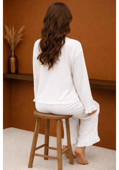 Elmoda Kadın Beyaz Volan Detaylı Önü Bağlamalı Pijama Takımı Beyaz Beyaz