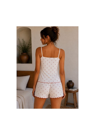 Pijamask Kadın Kalp Desenli Askılı Şortlu Pijama Takımı Beyaz Kırmızı Yazlık Rahat Ev Giyim Beyaz