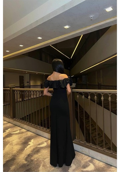 DefyModa Kadın Kare Yaka Yırtmaçlı Kısa Kollu Abiye Elbise Siyah
