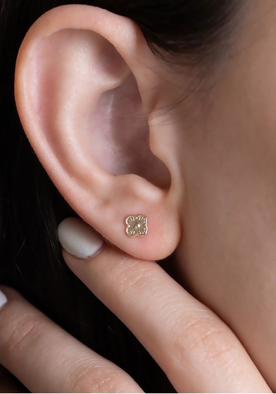 14 Ayar Altın Minimal Yonca Küpe 0,6 Mm Sarı Altın