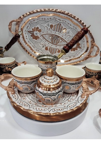 İşlemeli Bakır Fincan Takımı- İki Bakır Kahve Fincan Takımı beyaz