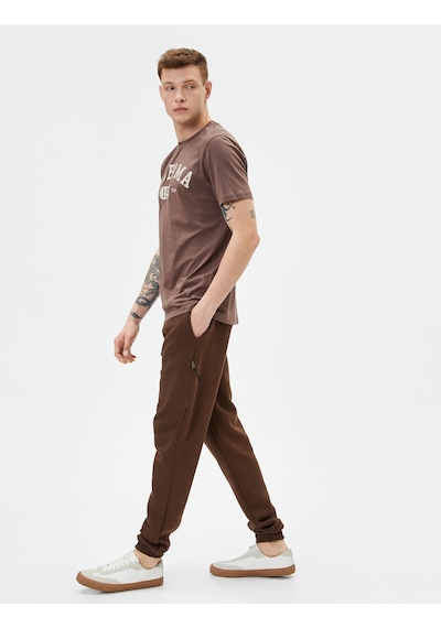 Koton Jogger Eşofman Altı Beli Bağcıklı Fermuar Detaylı Cepli Kahverengi 4sam40038mk 4SAM40038MK545 Kahverengi Koton Jogger Eşofman Altı Beli Bağcıklı Fermuar Detaylı Cepli Kahverengi 4sam40038mk 4SAM40038MK545 Kahverengi