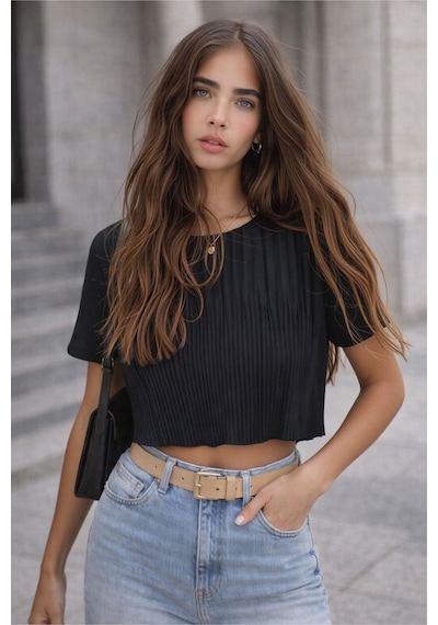Mamayaga Kadın Bisiklet Yaka Dokulu Kısa Kol Akordiyon Model Tasarım Spor Şık Crop Boy Bluz Siyah