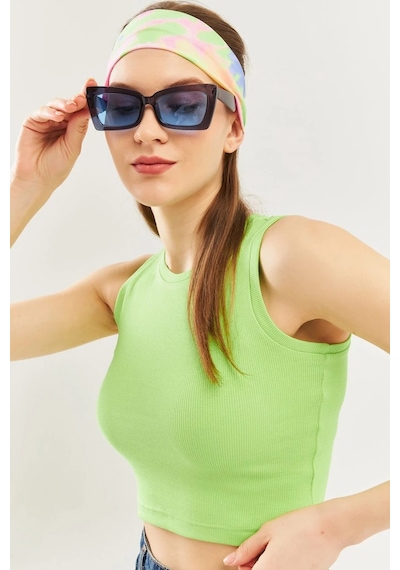 Butikgiz Kadın Sıfır Kol Bisiklet Yaka Vücuda Oturan %100 Pamuklu Kaşkorse Esnek Crop Bluz Fıstık Yeşili