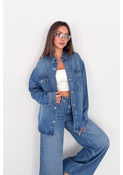Kadın Açık Mavi Jean Denim Oversize Kalıp %100 Tencel Dökümlü Cepli Düğmeli Kot Gömlek Sofia-6002 Açik Mavi Kadın Açık Mavi Jean Denim Oversize Kalıp %100 Tencel Dökümlü Cepli Düğmeli Kot Gömlek Sofia-6002 Açik Mavi