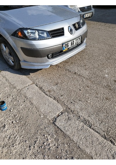 MEGANE 2 ÖN TAMPON EKİ MAKYAJSIZ KASA (FAZ 1)