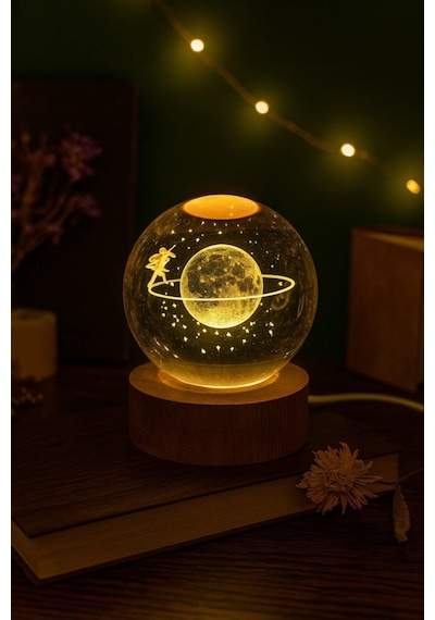Satürn Kız Temalı Kristal Küre Renkli Rgb Led Ledli Usb'li Ahşap Standlı 3d Oda Masa Ve Gece Lambası Çok Renkli