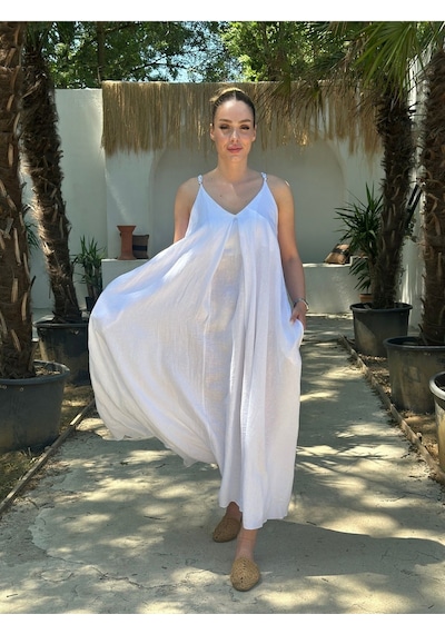 Yazlık Keten Askılı Oversize Elbise Beyaz