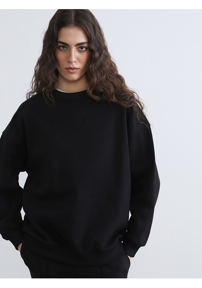 Lcw Vision Siyah Bisiklet Yaka Oversize Kadın Kalın Sweatshirt