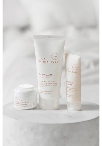 Ziaja Natural Care Arındırıcı Ve Canlandırıcı Yüz Temizleyici Scrub Peeling 70 ML