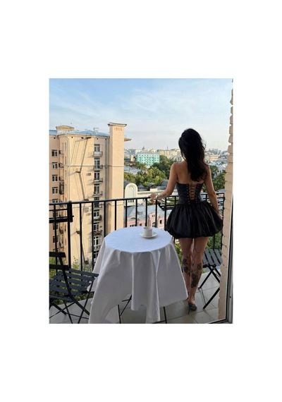 Wellway Amadora Strapless Çapraz İp Sırt Detaylı Askısız Balon Crop& Etek İkili Takım-6127 Siyah Wellway Amadora Strapless Çapraz İp Sırt Detaylı Askısız Balon Crop& Etek İkili Takım-6127 Siyah