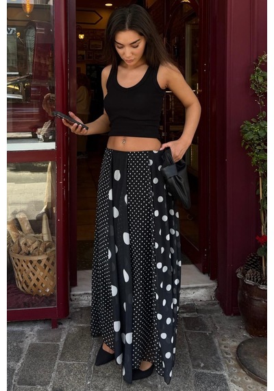Madmext Siyah Çoklu Puantiye Desen Maxi Etek Mg2839