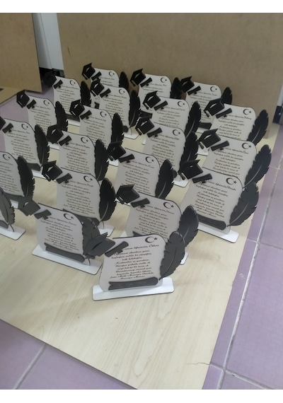 Mezuniyet Hatırası Plaket Kişiye Özel İsim Yazılı Gönderilecekt
