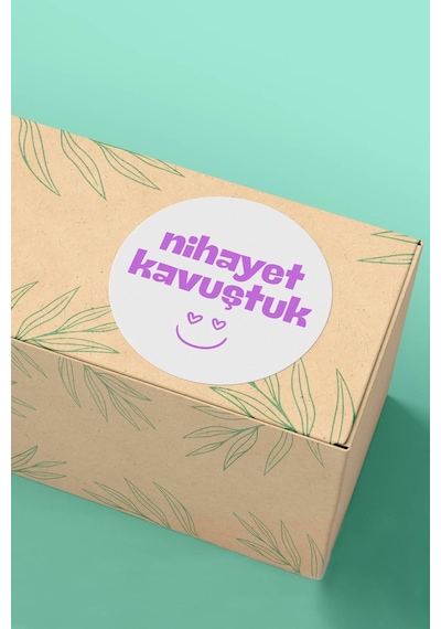 Lila Nihayet Kavuştuk Sticker 3x3cm St2266 Çok Renkli