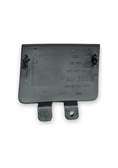 Audi A3 HB 2009-2012 Arka Tampon Çeki Demiri Kapağı 8P0807441A