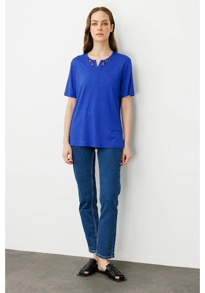 Desen Triko Kadın Açma Yaka Nakış İşlemeli T-shirt 25703 Saks Saks