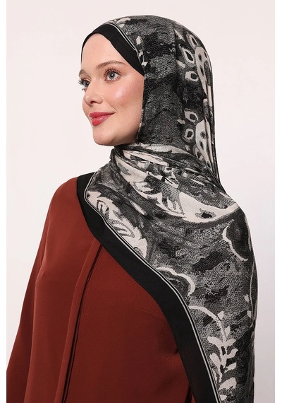 Luvensara Desenli Şal Siyah Çok Renkli 26815385