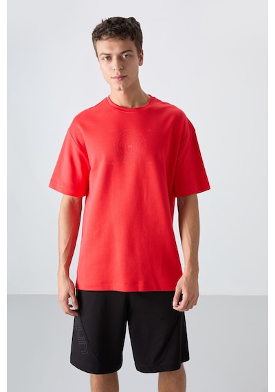 Tommy Life Fiesta Pamuklu Kalın Yumuşak Dokulu Oversize Fit Baskılı Erkek T-shirt - 88324 Kirmizi Tommy Life Fiesta Pamuklu Kalın Yumuşak Dokulu Oversize Fit Baskılı Erkek T-shirt - 88324 Kirmizi