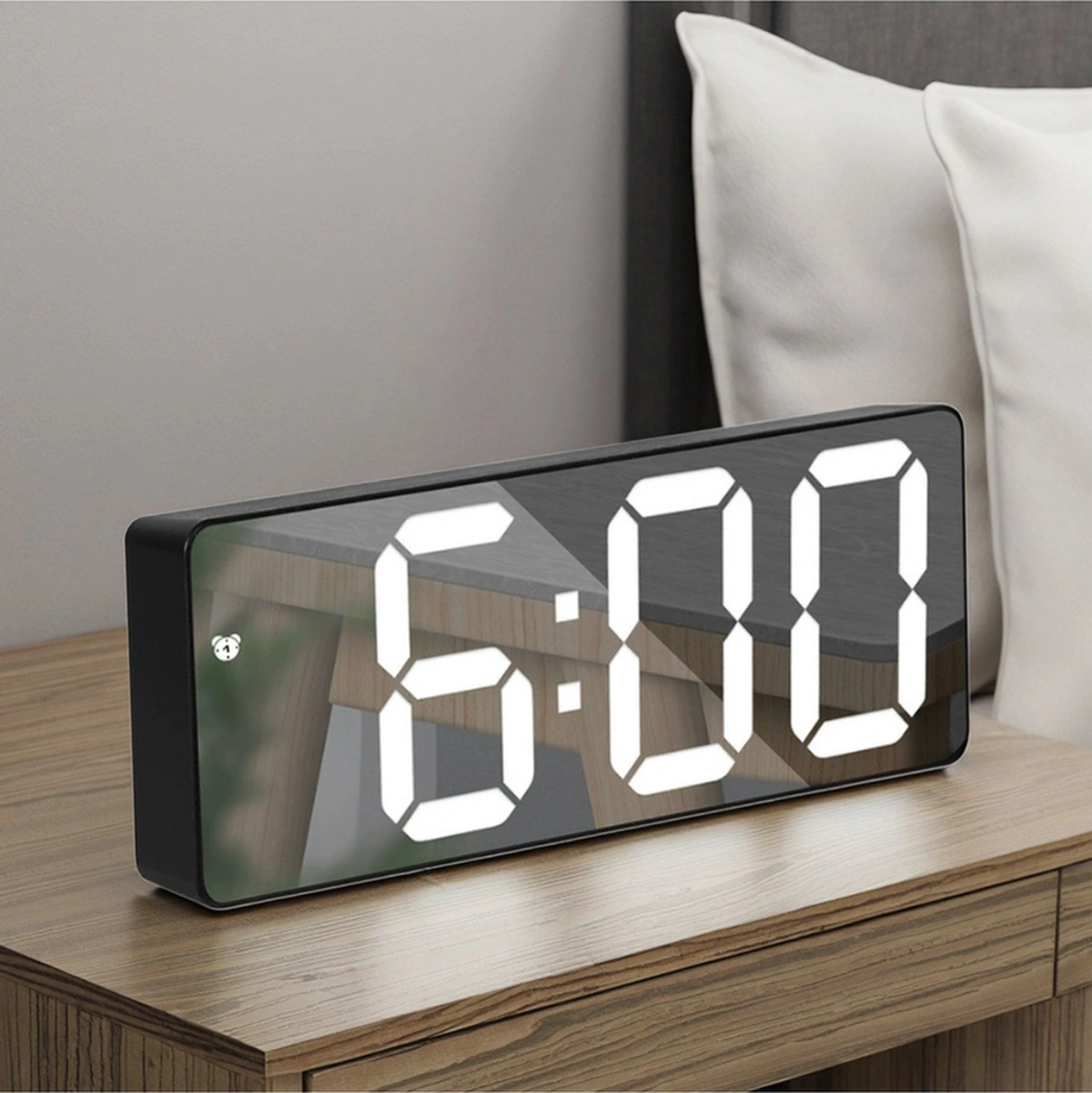 Dijital Masa Saati Alarm Erteleme, Gece Modu Ve Ses Kontrollü Akıllı Led Saat Siyah