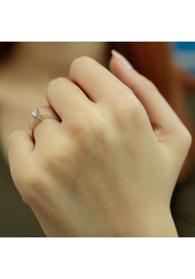 Lova D Renk 0,20 Karat Pırlanta Tektaş Yüzük - 1040064