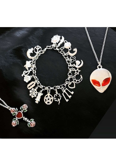 Uzaylı Alien Kırmızı Göz Detaylı Antik Gümüş Kolye 60cm Düz Zinci Çok REnkli Çok Renkli