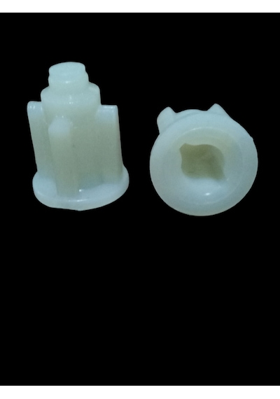 Sinbo Shb3117 Blender Kavrama Parçalama Ayağında