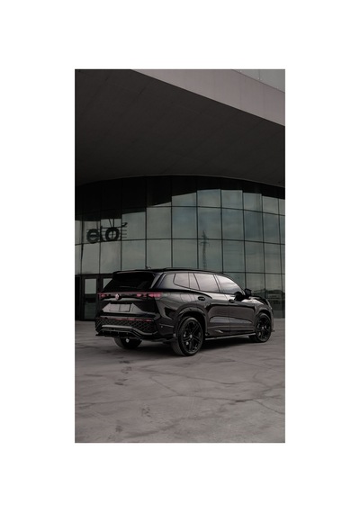 Volkswagen Tayron 2025+ R-line Yan Marşpiyel Seti Piano Black Sportif Yan Tasarım