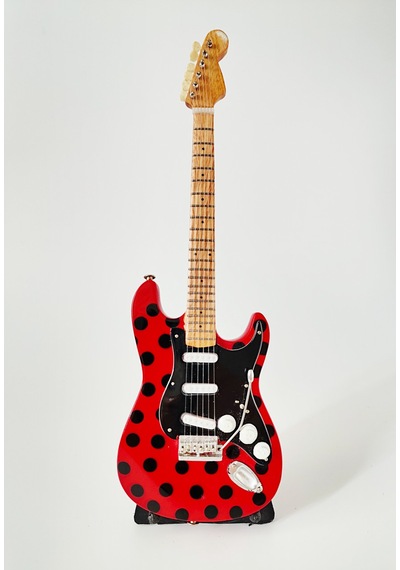 El Yapımı 1/4 Ölçek Minyatür Elektro Gitar Stratocaster Polka Dot