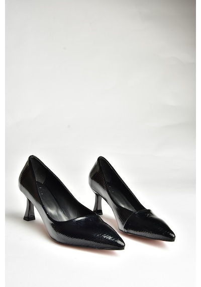 Fox Shoes U676030008 Siyah Rugan Alçak Topuklu Kadın Ayakkabı Siyah