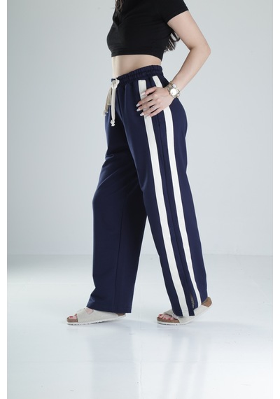 Cocopelli Yan Şerit Detaylı Lacivert Oversize Eşofman Coc1324