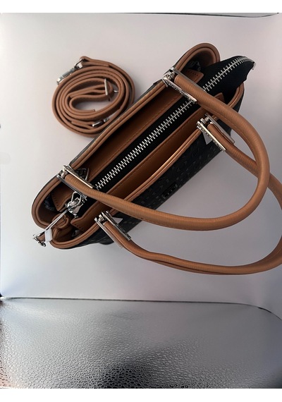 Just Polo Jp4019 Kadın Gofraj Baskılı Ayarlanabilir Uzun Askılı El Ve Omuz Çantası Ozt4019 Sıyah Taba Siyah - Taba Just Polo Jp4019 Kadın Gofraj Baskılı Ayarlanabilir Uzun Askılı El Ve Omuz Çantası Ozt4019 Sıyah Taba Siyah - Taba