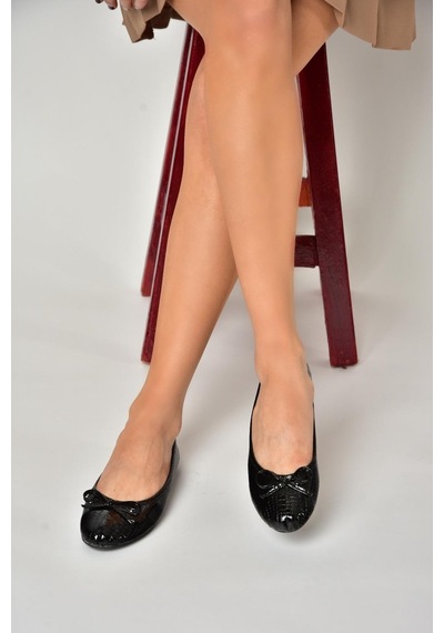Fox Shoess726056307 Siyah Yılan Baskılı Kadın Babet Siyah