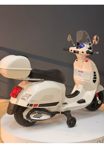 Orjinal Vespa Akülü Motor 3-6 Yaş Beyaz
