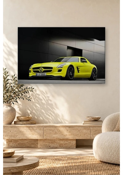 Fida Siyah Duvar Önünde Neon Sarı Mercedes Sls Canvas Tablo