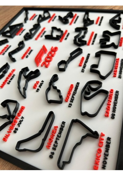 Formula 1 2026 Takvimi 3d Pist Tablosu 22x25 Cm Masaüstü Standlı & Duvara Asılabilir Çerçeve