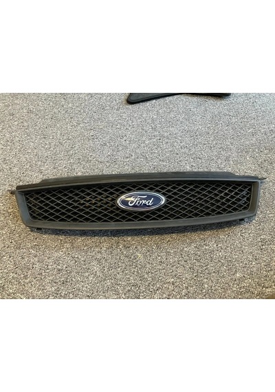 Ford Focus C Max - 2004 Yılında Çıkan Kasa Ön Panjur Nikelaj Çerçeveli Oem No: 3m51r8200an