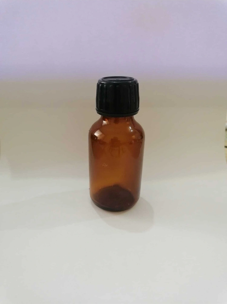 Cam Şişe 50 Ml Ve Plastik Siyah Kapak 50'li Paket Diğer